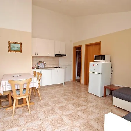 Durda 1390 * 斯廷佳